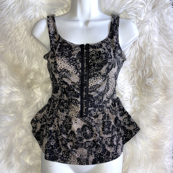 🌼KIRRA Peplum PACSUN Sleeveless Top - Picture 1 of 13